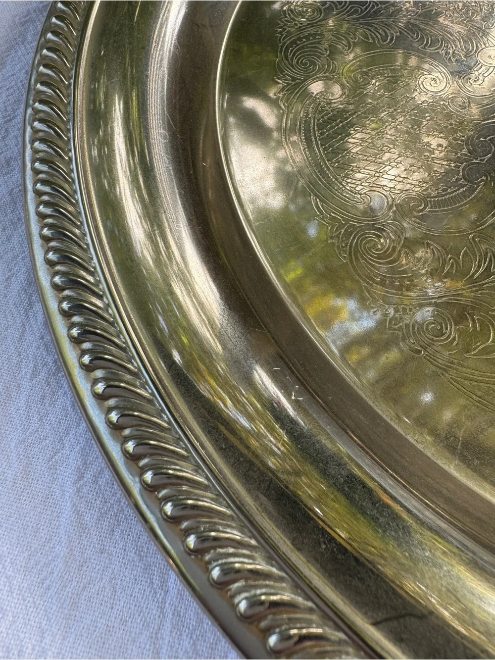 N/A vintage round
